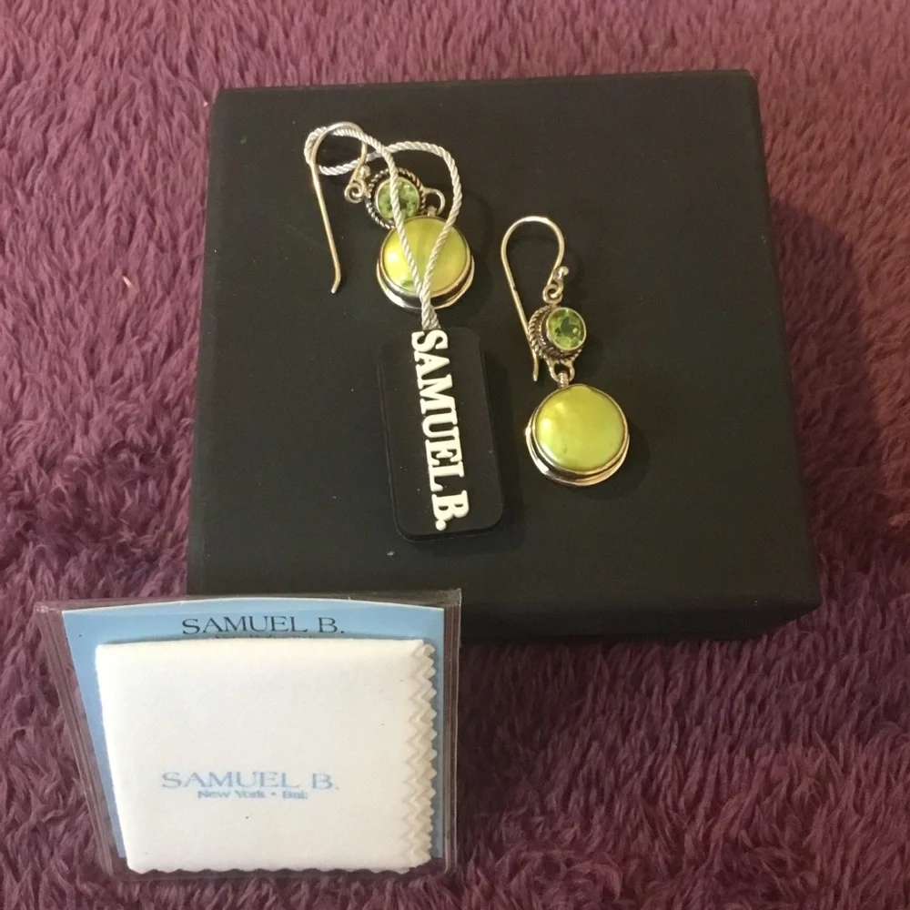 New Artisan By Samual B 925 Natural Green Mabe Pearl & Peridot Gemstones Earring - Picture 2 of 10